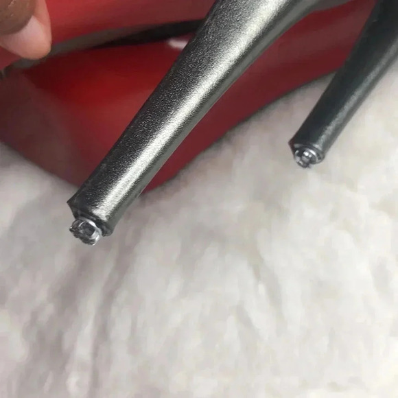 CHRISTIAN LOUBOUTIN HEELS - Picture 10 of 10
